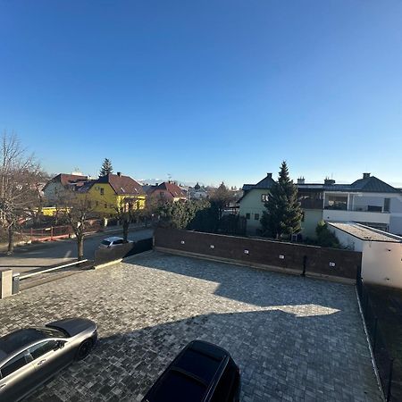 Villa Mala Praha Experience In The Center Of Zilina Exterior photo