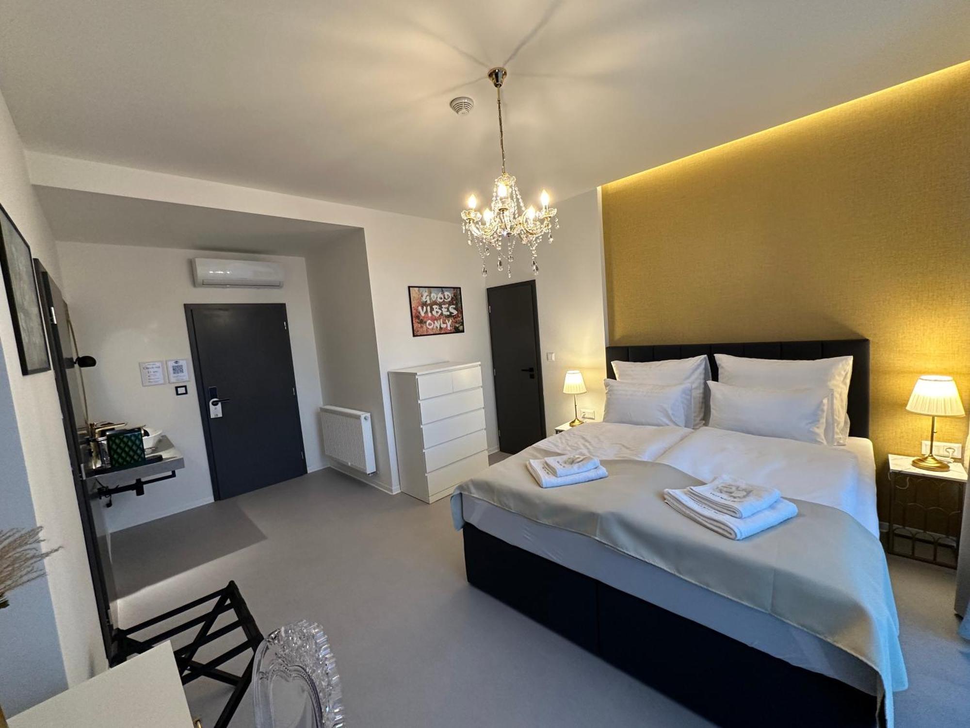 Villa Mala Praha Experience In The Center Of Zilina Exterior photo